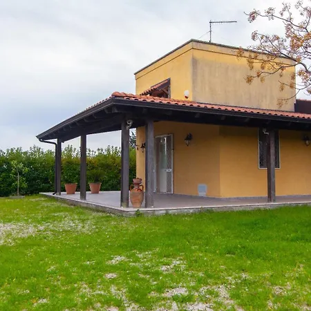 Tra Lecce E Mare Carmiano