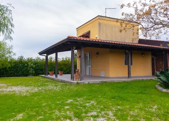 Tra Lecce E Mare Carmiano